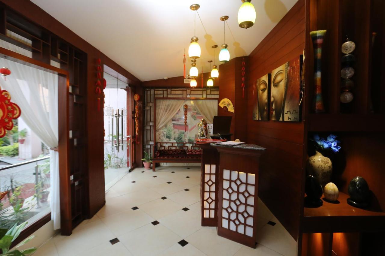 Ramada Plaza By Wyndham Karachi Airport Hotel Exteriör bild Reception area